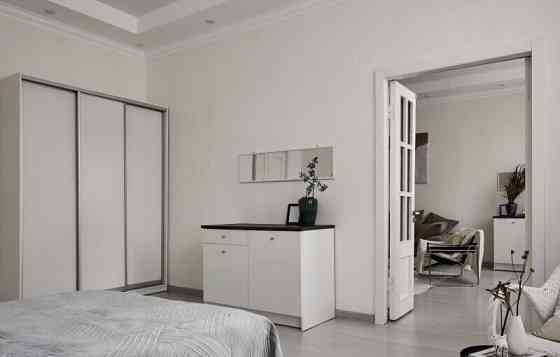 2-комн. квартира, 70 м2, 3/5 эт. Санкт-Петербург