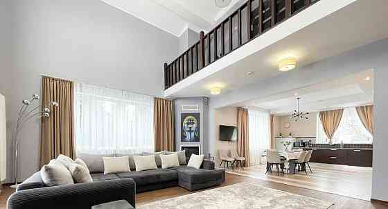 Коттедж, 350 м2, 18 соток, 2 эт. Истра