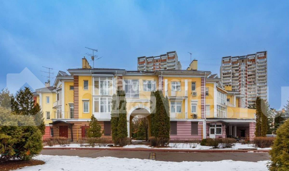 6-комн. квартира, 235 м2, 1/3 эт. Москва - изображение 1