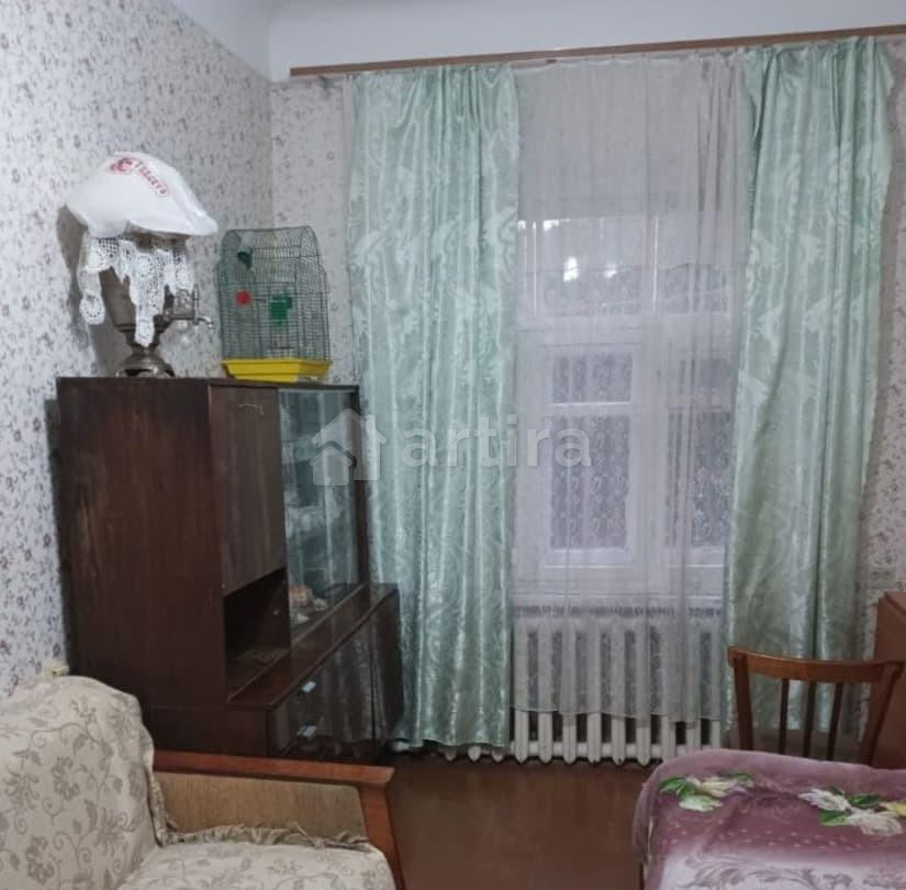 Комната, 45 м2, 1/3 эт. Казань - изображение 1