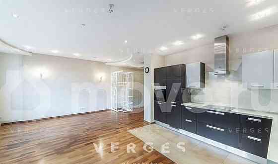 3-комн. квартира, 132 м2, 3/37 эт. Москва