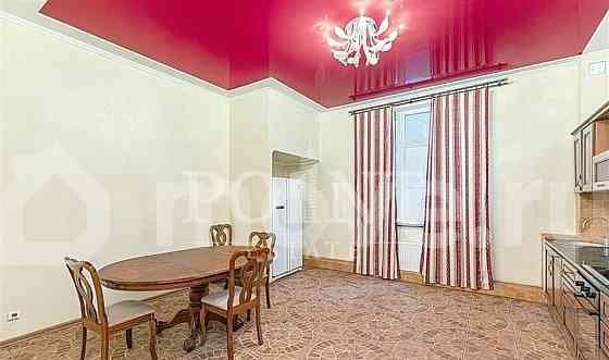 5-комн. квартира, 190 м2, 1/6 эт. Москва