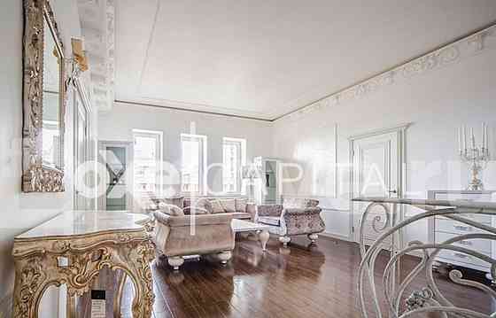 6-комн. квартира, 242 м2, 21/57 эт. Москва