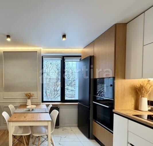 2-комн. квартира, 38 м2, 1/1 эт. Москва - изображение 1