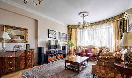 4-комн. квартира, 162.6 м2, 7/10 эт. Москва