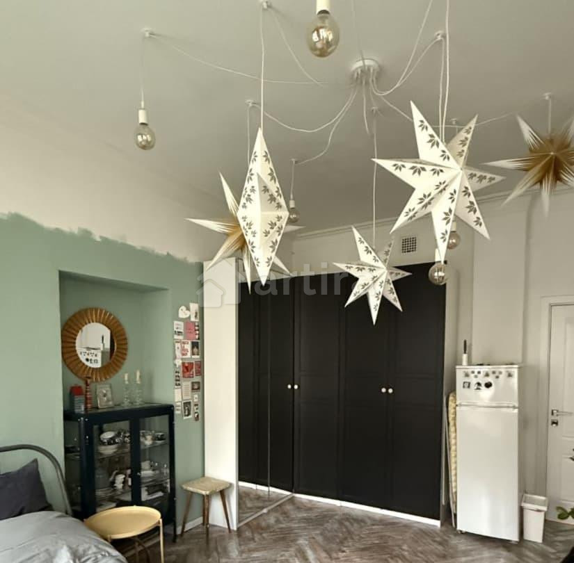 Комната, 18 м2, 2/5 эт. Москва - изображение 1