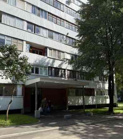 3-комн. квартира, 65 м2, 2/16 эт. Москва