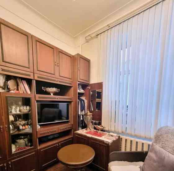 Комната, 10 м2, 3/5 эт. Москва