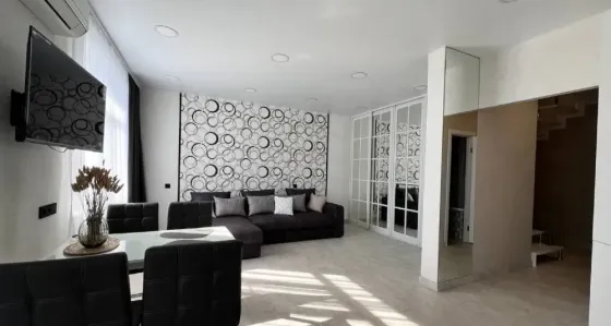 Сдам 3-комн. квартиру, 85.5 м², 15/18 эт. Воронеж