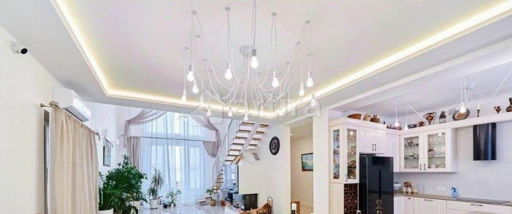 Дом, 330 м2, 13 соток, 2 эт. Симферополь - изображение 2