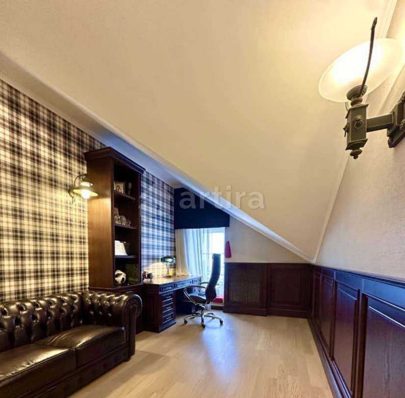 Дом, 200 м2, 4 сотки, 3 эт. Солнечногорск - изображение 1