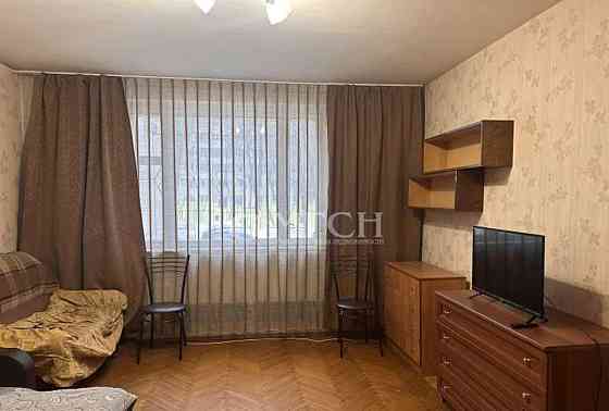 2-комн. квартира, 52.6 м2, 1/12 эт. Москва