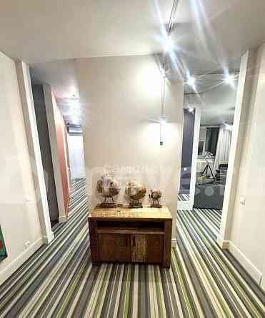 3-комн. квартира, 128 м2, 2/5 эт. Москва