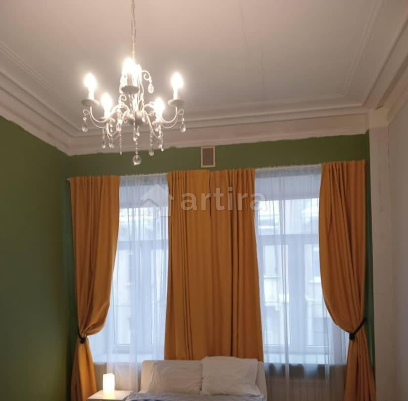 Комната, 28 м2, 4/6 эт. Москва - изображение 1