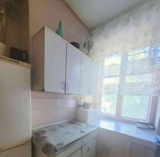 Комната, 89.8 м2, 3/6 эт. Москва