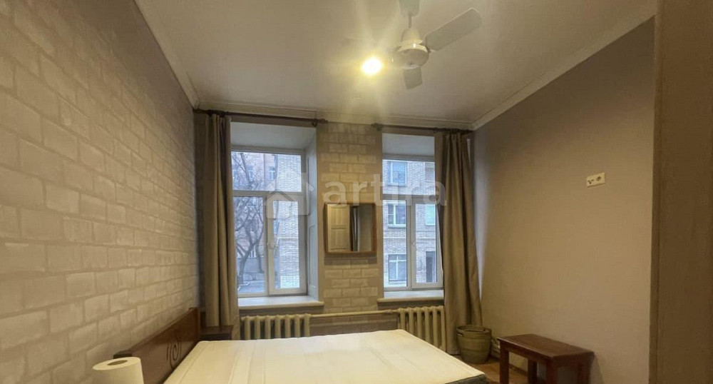 Комната, 12 м2, 2/5 эт. Москва - изображение 1