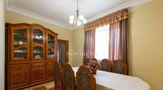 Дом, 550 м2 Москва