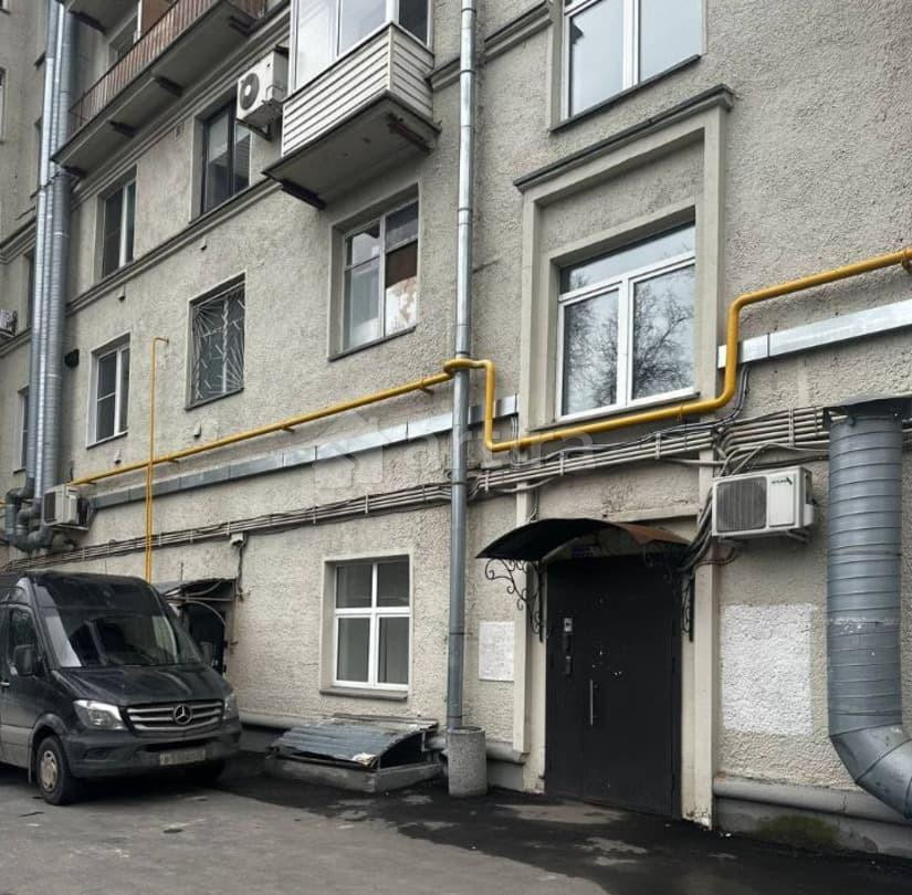 Комната, 50 м2, 2/10 эт. Москва - изображение 1