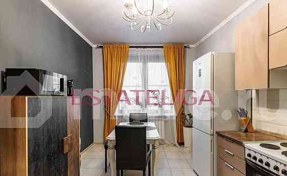 4-комн. квартира, 120 м2, 4/9 эт. Москва