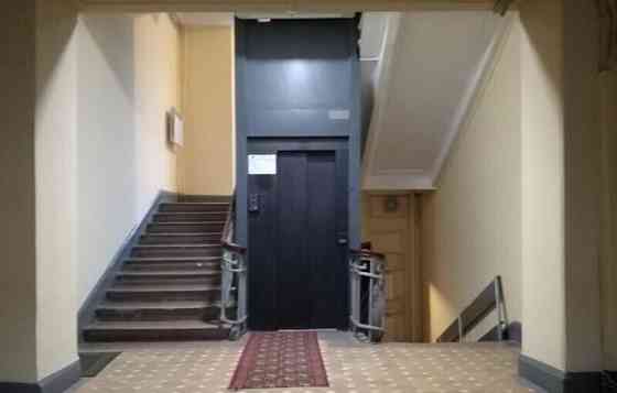 Комната, 18.7 м2, 2/8 эт. Москва