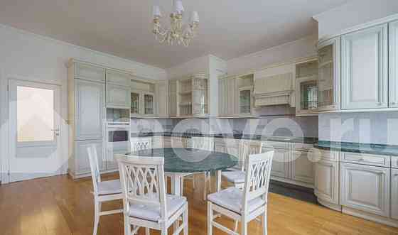 Квартира, 254 м2, 4/9 эт. Москва