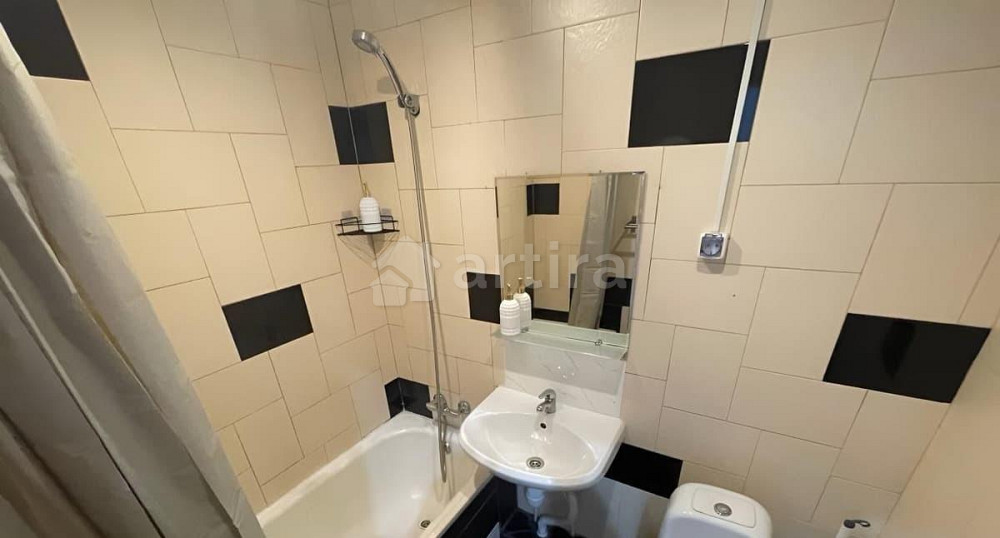 Комната, 18 м2, 2/2 эт. Санкт-Петербург - изображение 2