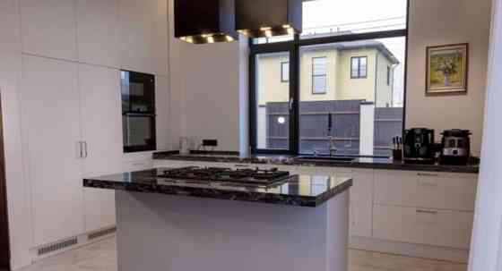 Коттедж, 380 м2 Бронницы