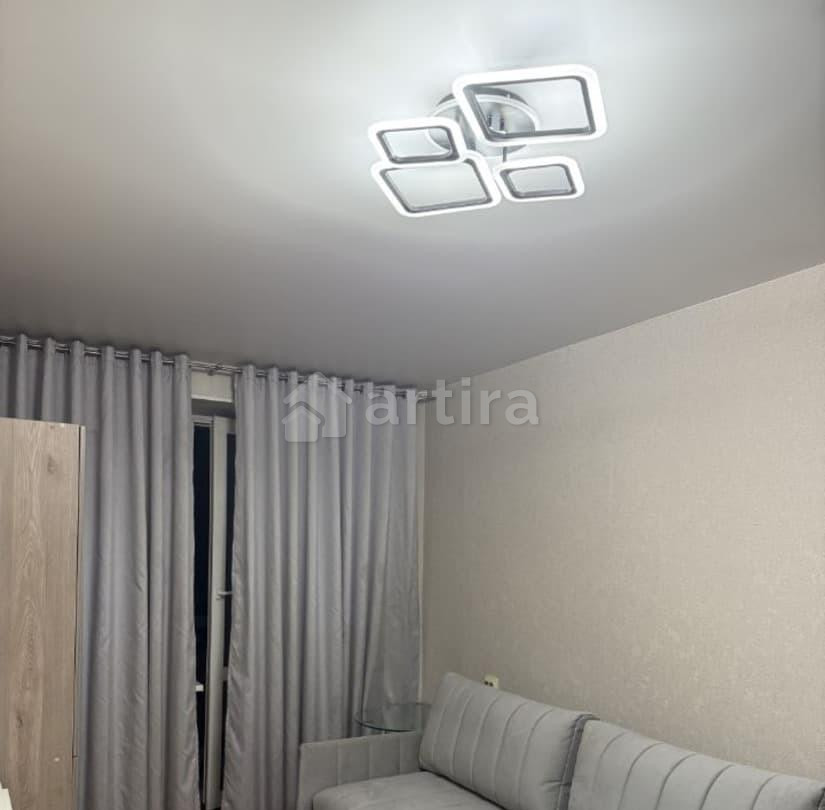 Комната, 50 м2, 7/13 эт. Санкт-Петербург - изображение 2