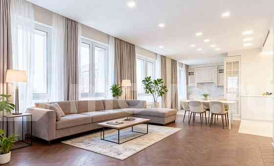 4-комн. квартира, 98 м2, 15/20 эт. Москва