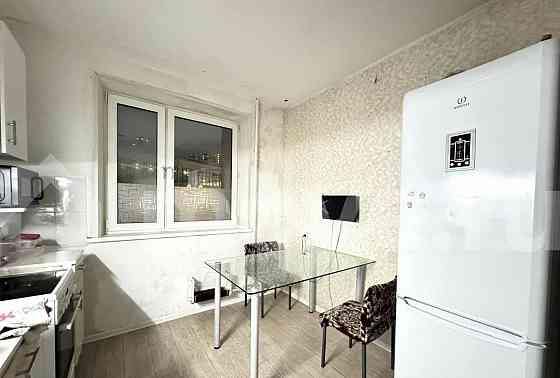 4-комн. квартира, 84 м2, 2/14 эт. Москва