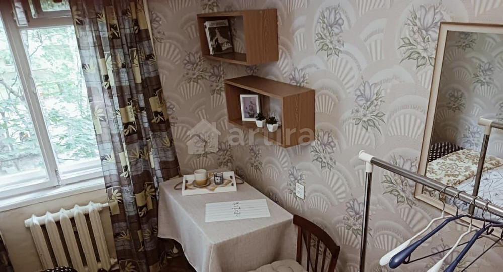 Комната, 11 м2, 3/5 эт. Санкт-Петербург - изображение 1