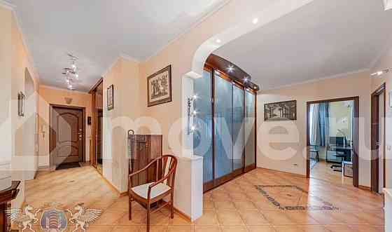 5-комн. квартира, 140.2 м2, 6/17 эт. Москва