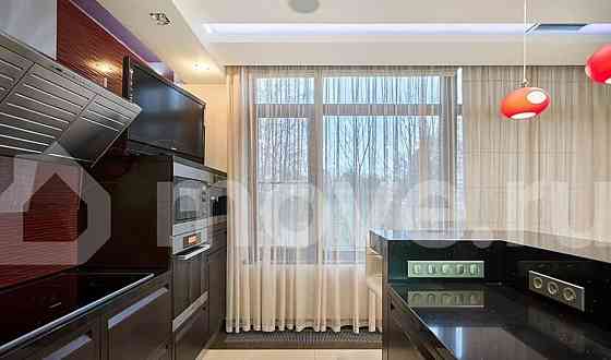 6-комн. квартира, 254 м2, 1/6 эт. Москва