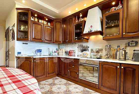 5-комн. квартира, 147.7 м2, 13/16 эт. Москва