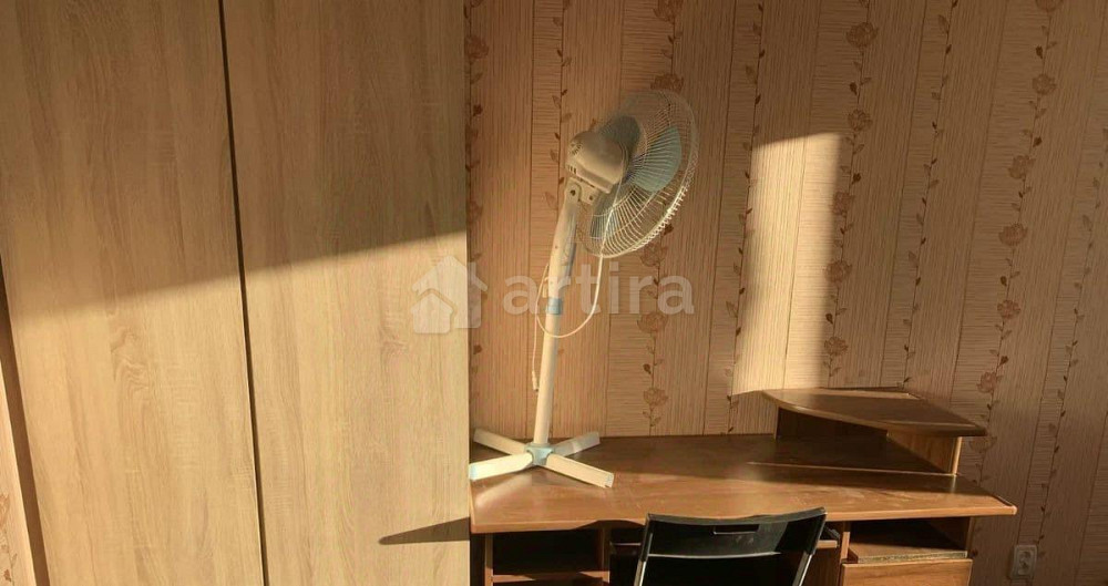 Комната, 100 м2, 12/16 эт. Санкт-Петербург - изображение 1