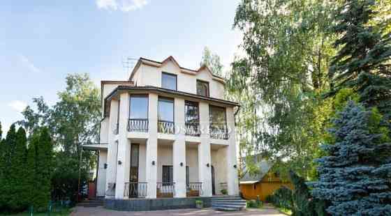 Коттедж, 400 м2 Красково