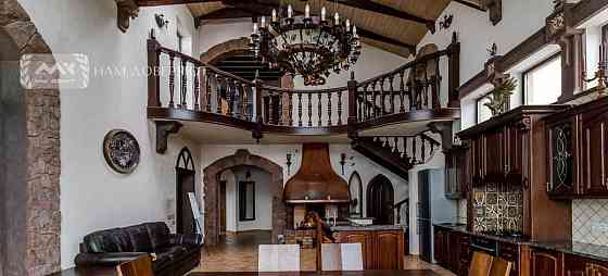 Дом, 320 м2, 25 соток, 2 эт. Выборг