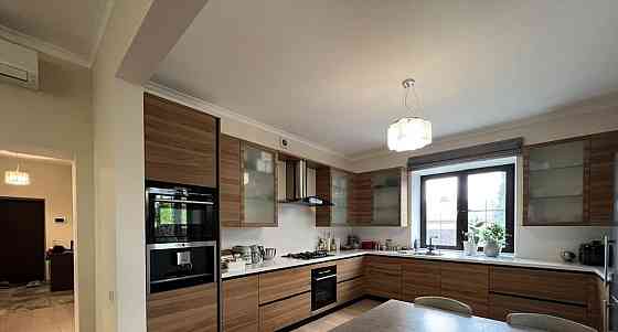 Коттедж, 320 м2, 10 соток, 2 эт. Красногорск