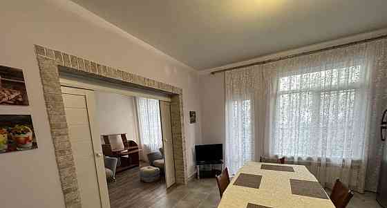 Таунхаус, 1500 м2, 10 соток, 2 эт. Кингисепп