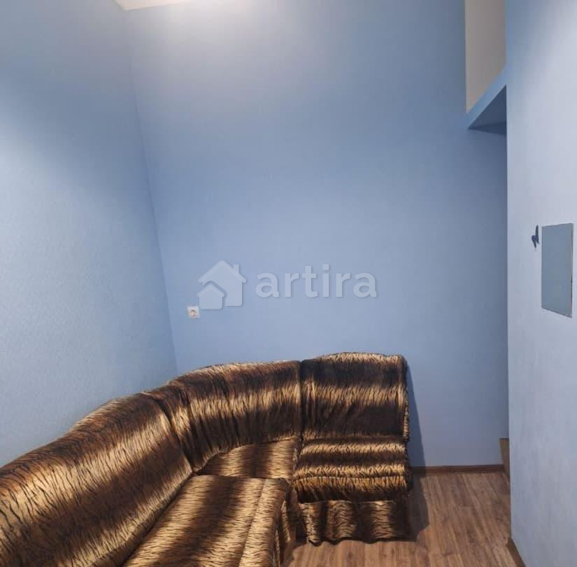 Комната, 70 м2, 3/3 эт. Ростов-на-Дону - изображение 1