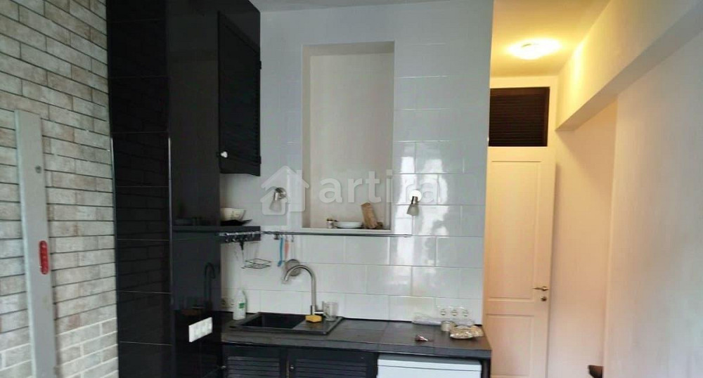 Комната, 69 м2, 6/6 эт. Москва - изображение 1