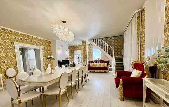 Коттедж, 300 м2 Бронницы