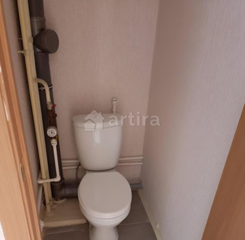 Комната, 20 м2, 4/10 эт. Челябинск - изображение 3