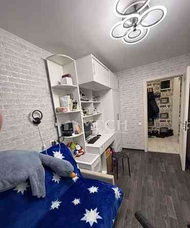 2-комн. квартира, 42 м2, 4/5 эт. Москва