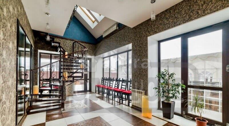 Коттедж, 550 м2 Бронницы - изображение 1