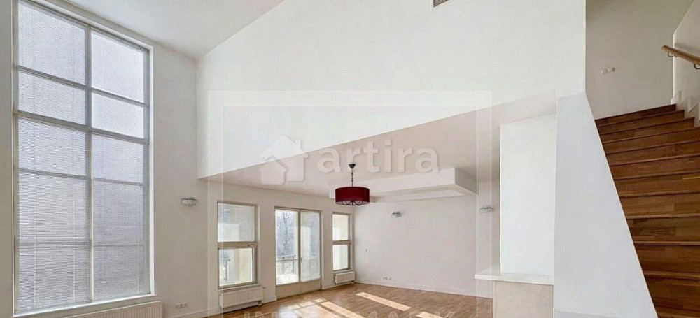 Коттедж, 340 м2, 2 сотки, 3 эт. Москва - изображение 1