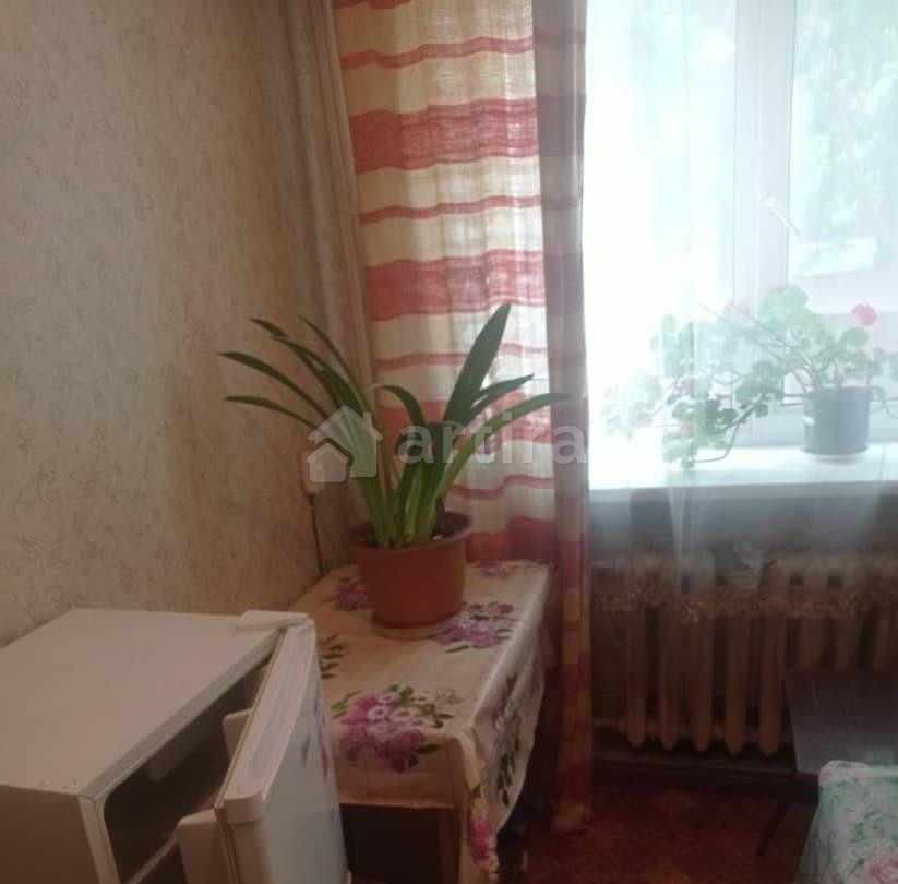 Комната, 50 м2, 1/4 эт. Иркутск - изображение 3