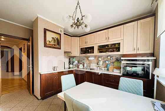 4-комн. квартира, 112 м2, 15/17 эт. Москва