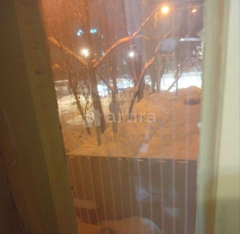 Комната, 12.4 м2, 2/5 эт. Москва - изображение 4