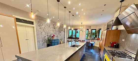 Коттедж, 280 м2, 10 соток, 3 эт. Истра